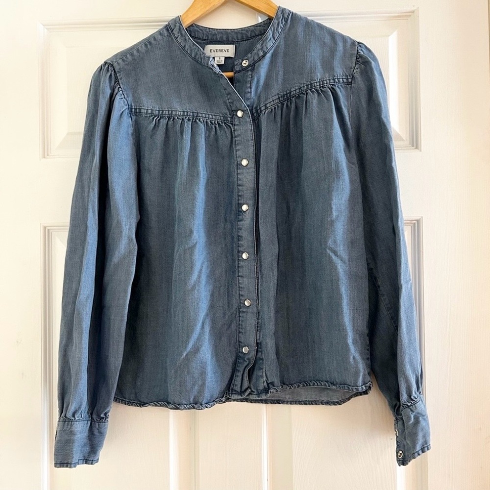 Evereve Chambray Button-Up Button Down Shirt - image 7